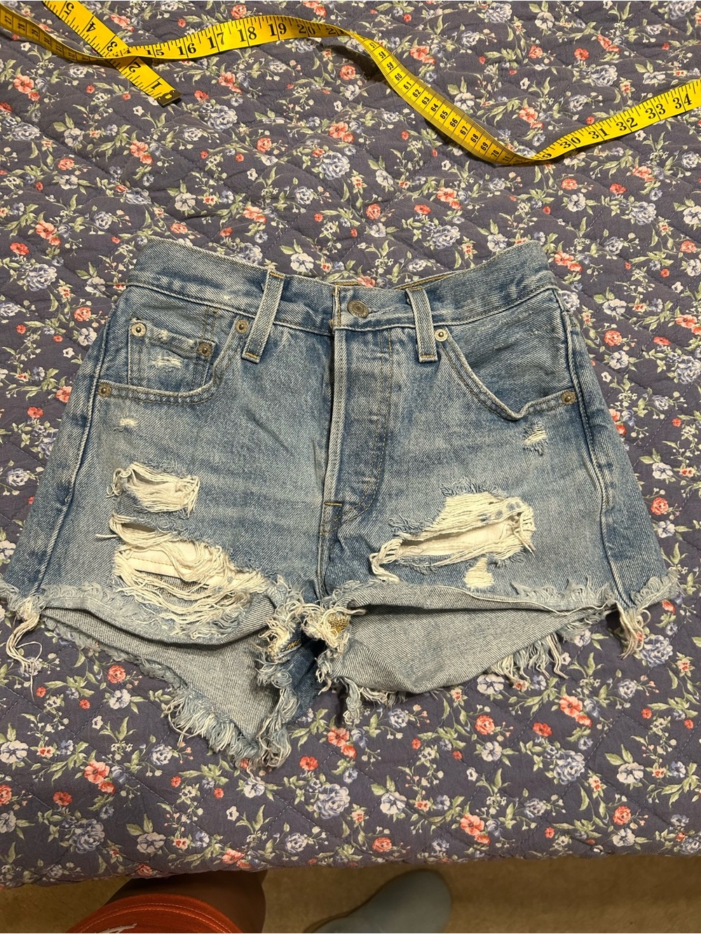 LEVI 501 Denim Shorts